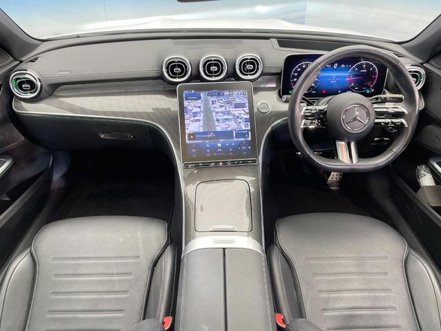 Cクラス C220dアバンギャルド AMGラインパッケージ ベーシックパッケージ レザーエクスクルーシブパッケージ パノラミックスライディングルーフ 黒革シート レーダークルーズ 純正ナビ AppleCarPlay 全周囲カメラ 前席シートヒーター 禁煙車(2枚目)