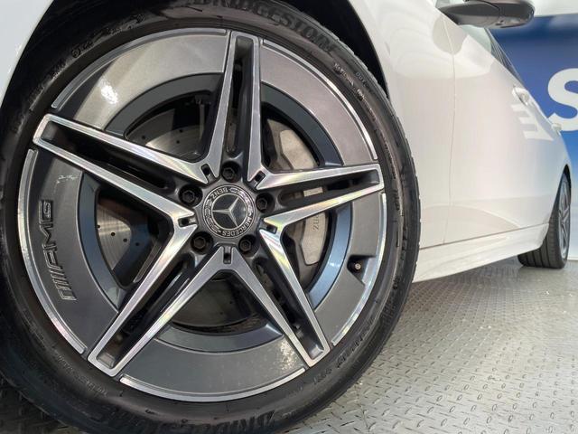 Cクラス C220dアバンギャルド AMGラインパッケージ ベーシックパッケージ レザーエクスクルーシブパッケージ パノラミックスライディングルーフ 黒革シート レーダークルーズ 純正ナビ AppleCarPlay 全周囲カメラ 前席シートヒーター 禁煙車(14枚目)