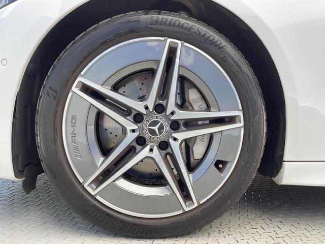 Cクラス C220dアバンギャルド AMGラインパッケージ ベーシックパッケージ レザーエクスクルーシブパッケージ パノラミックスライディングルーフ 黒革シート レーダークルーズ 純正ナビ AppleCarPlay 全周囲カメラ 前席シートヒーター 禁煙車(27枚目)