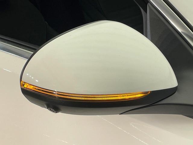 Cクラス C220dアバンギャルド AMGラインパッケージ ベーシックパッケージ レザーエクスクルーシブパッケージ パノラミックスライディングルーフ 黒革シート レーダークルーズ 純正ナビ AppleCarPlay 全周囲カメラ 前席シートヒーター 禁煙車(54枚目)