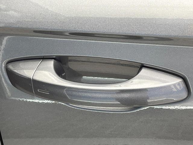 T-ロック TDI 4モーション Rライン ブラックスタイル 特別仕様車 現行型 レーダークルコン AppleCarPlay バックカメラ デジタルメーター 純正19インチAW 前席シートヒーター LEDヘッドランプ 電動リアゲート スマートキー ETC 禁煙車(40枚目)