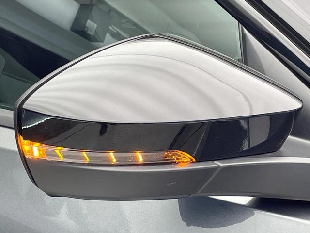 T-ロック TDI 4モーション Rライン ブラックスタイル 特別仕様車 現行型 レーダークルコン AppleCarPlay バックカメラ デジタルメーター 純正19インチAW 前席シートヒーター LEDヘッドランプ 電動リアゲート スマートキー ETC 禁煙車(41枚目)