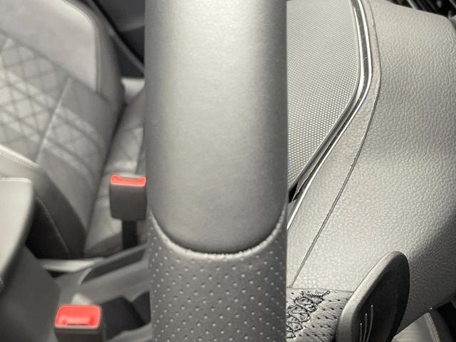 T-ロック TDI 4モーション Rライン ブラックスタイル 特別仕様車 現行型 レーダークルコン AppleCarPlay バックカメラ デジタルメーター 純正19インチAW 前席シートヒーター LEDヘッドランプ 電動リアゲート スマートキー ETC 禁煙車(44枚目)