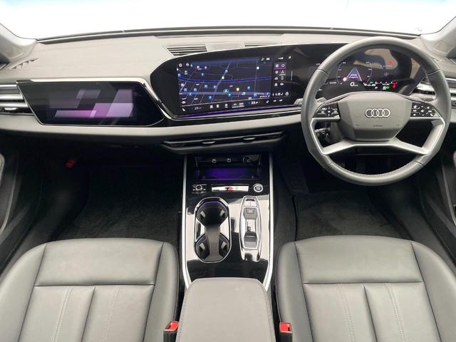 A5 TFSI 110kW アドバンスドパッケージ ライティングパッケージ テクノロジーパッケージ 黒革シート レーダークルーズコントロール 全周囲カメラ 純正ナビ AppleCarPlay 全席シートヒーター 禁煙 1オーナー(2枚目)