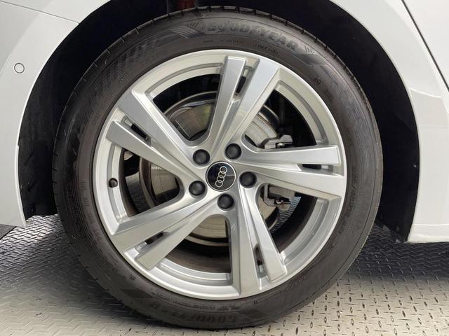 A5 TFSI 110kW アドバンスドパッケージ ライティングパッケージ テクノロジーパッケージ 黒革シート レーダークルーズコントロール 全周囲カメラ 純正ナビ AppleCarPlay 全席シートヒーター 禁煙 1オーナー(26枚目)