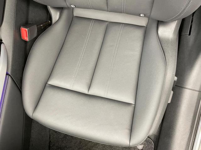 A5 TFSI 110kW アドバンスドパッケージ ライティングパッケージ テクノロジーパッケージ 黒革シート レーダークルーズコントロール 全周囲カメラ 純正ナビ AppleCarPlay 全席シートヒーター 禁煙 1オーナー(30枚目)