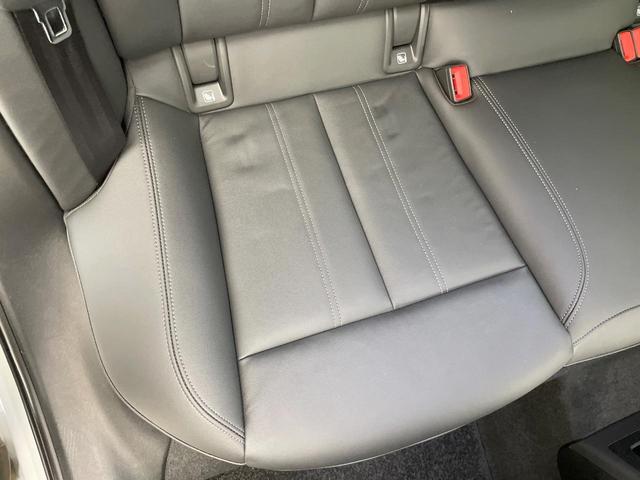 A5 TFSI 110kW アドバンスドパッケージ ライティングパッケージ テクノロジーパッケージ 黒革シート レーダークルーズコントロール 全周囲カメラ 純正ナビ AppleCarPlay 全席シートヒーター 禁煙 1オーナー(31枚目)