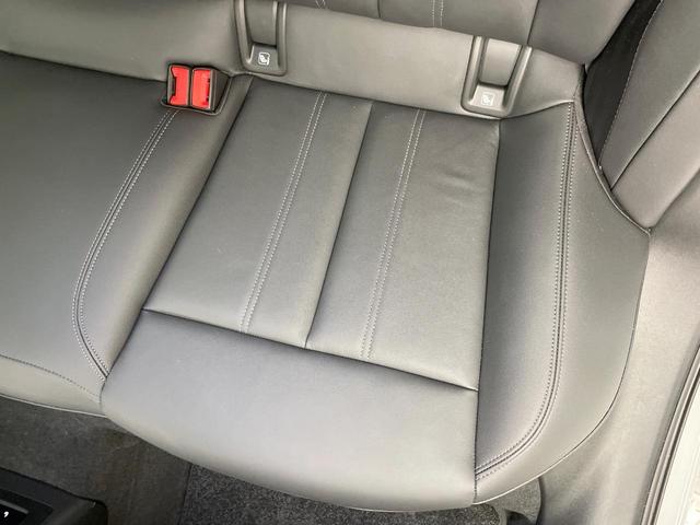 A5 TFSI 110kW アドバンスドパッケージ ライティングパッケージ テクノロジーパッケージ 黒革シート レーダークルーズコントロール 全周囲カメラ 純正ナビ AppleCarPlay 全席シートヒーター 禁煙 1オーナー(32枚目)