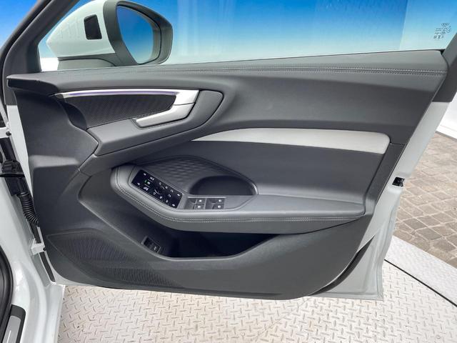 A5 TFSI 110kW アドバンスドパッケージ ライティングパッケージ テクノロジーパッケージ 黒革シート レーダークルーズコントロール 全周囲カメラ 純正ナビ AppleCarPlay 全席シートヒーター 禁煙 1オーナー(33枚目)