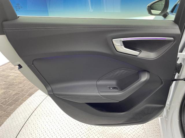 A5 TFSI 110kW アドバンスドパッケージ ライティングパッケージ テクノロジーパッケージ 黒革シート レーダークルーズコントロール 全周囲カメラ 純正ナビ AppleCarPlay 全席シートヒーター 禁煙 1オーナー(36枚目)