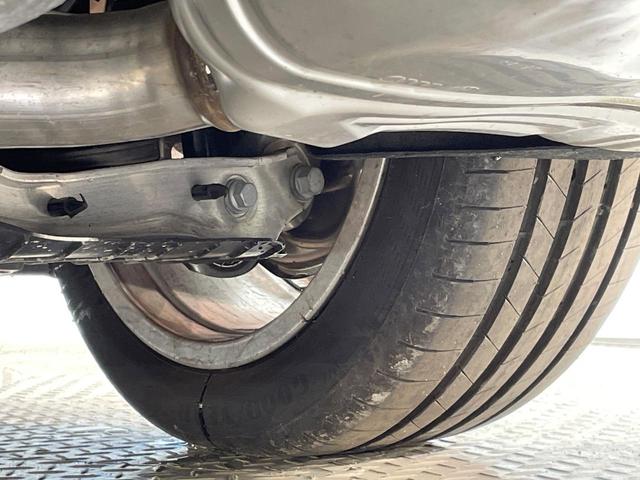 A5 TFSI 110kW アドバンスドパッケージ ライティングパッケージ テクノロジーパッケージ 黒革シート レーダークルーズコントロール 全周囲カメラ 純正ナビ AppleCarPlay 全席シートヒーター 禁煙 1オーナー(38枚目)