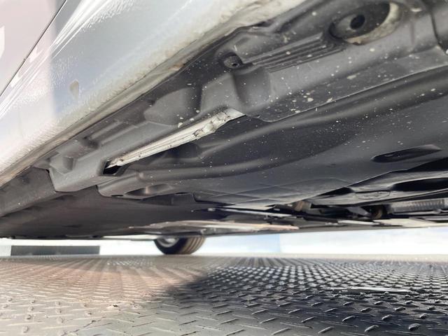 A5 TFSI 110kW アドバンスドパッケージ ライティングパッケージ テクノロジーパッケージ 黒革シート レーダークルーズコントロール 全周囲カメラ 純正ナビ AppleCarPlay 全席シートヒーター 禁煙 1オーナー(40枚目)