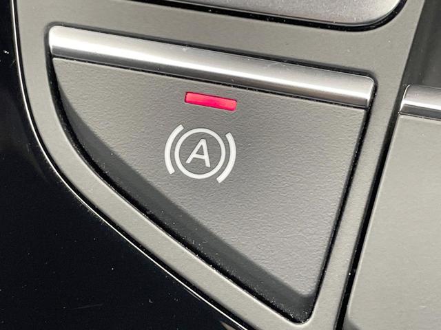 Ａ４ ３５ＴＤＩ　Ｓライン　後期型　コンフォートパッケージ　Ｓラインプラスパッケージ　バーチャルコックピット　レーダークルコン　純正ナビ　Ｂｌｕｅｔｏｏｔｈ　前席シートヒーター　パワーシート　純正１８インチＡＷ　ＥＴＣ　禁煙車（48枚目）