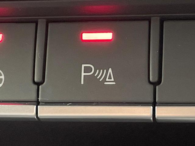 Ａ４ ３５ＴＤＩ　Ｓライン　後期型　コンフォートパッケージ　Ｓラインプラスパッケージ　バーチャルコックピット　レーダークルコン　純正ナビ　Ｂｌｕｅｔｏｏｔｈ　前席シートヒーター　パワーシート　純正１８インチＡＷ　ＥＴＣ　禁煙車（51枚目）