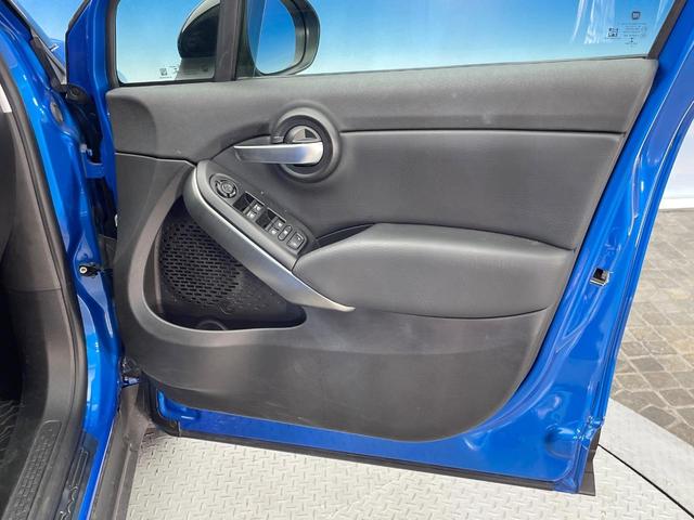 500X グランビスタ 特別仕様車 ツインサンルーフ 黒革シート レーダークルーズ AppleCarPlay バックカメラ クリアランスソナー 前席シートヒーター 前席パワーシート LEDヘッドランプ ETC車載器 禁煙車(31枚目)