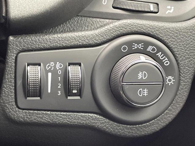 500X グランビスタ 特別仕様車 ツインサンルーフ 黒革シート レーダークルーズ AppleCarPlay バックカメラ クリアランスソナー 前席シートヒーター 前席パワーシート LEDヘッドランプ ETC車載器 禁煙車(44枚目)