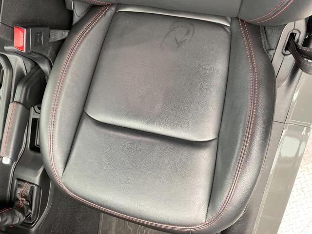 ジープ・ラングラーアンリミテッド ルビコン　黒革シート　レーダークルーズ　純正ナビ　ＡｐｐｌｅＣａｒＰｌａｙ　全周囲カメラ　前席シートヒーター　オートエアコン　キーレスエントリー　ＬＥＤヘッドランプ　純正１７インチアルミホイール　ＥＴＣ　禁煙車（38枚目）