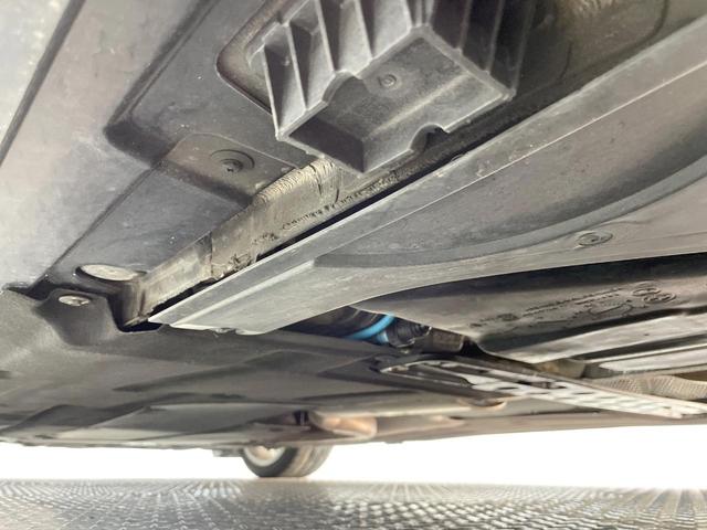 5シリーズ 523i Mスポーツ ザ・ピーク 黒革シート レーダークルーズ 純正ナビ Bluetooth バックカメラ クリアランスソナー 前席シートヒーター 前席パワーシート コンフォートアクセス HIDヘッドランプ ETC車載器 禁煙車(23枚目)