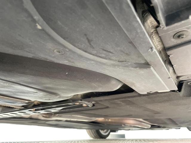 5シリーズ 523i Mスポーツ ザ・ピーク 黒革シート レーダークルーズ 純正ナビ Bluetooth バックカメラ クリアランスソナー 前席シートヒーター 前席パワーシート コンフォートアクセス HIDヘッドランプ ETC車載器 禁煙車(25枚目)