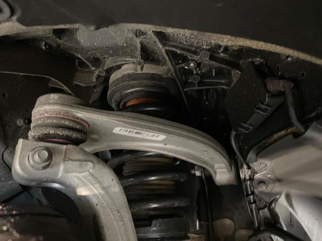 5シリーズ 523i Mスポーツ ザ・ピーク 黒革シート レーダークルーズ 純正ナビ Bluetooth バックカメラ クリアランスソナー 前席シートヒーター 前席パワーシート コンフォートアクセス HIDヘッドランプ ETC車載器 禁煙車(61枚目)