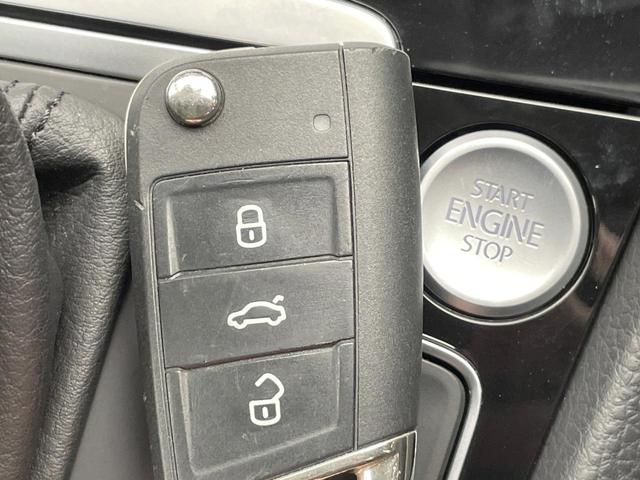 ゴルフ TSIハイライン セーフティPKG バイキセノンPKG Discover ProPKG ブラインドスポットアシスト AppleCarPlay レーダークルコン バックカメラ 地デジTV 純正ナビ ETC車載器 禁煙車(48枚目)