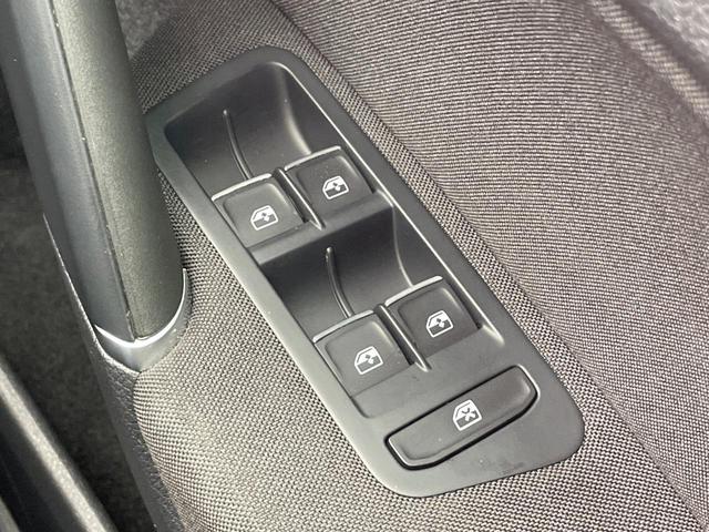 ゴルフ TSIハイライン セーフティPKG バイキセノンPKG Discover ProPKG ブラインドスポットアシスト AppleCarPlay レーダークルコン バックカメラ 地デジTV 純正ナビ ETC車載器 禁煙車(54枚目)