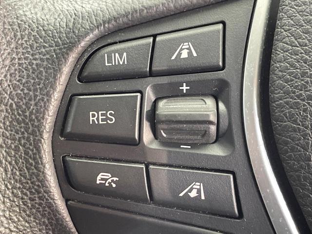 ４シリーズ ４２８ｉクーペ　ラグジュアリー　黒革シート　レーダークルーズ　純正ナビ　Ｂｌｕｅｔｏｏｔｈ　バックカメラ　クリアランスソナー　パーキングアシスト　ヘッドアップディスプレイ　前席シートヒーター　前席パワーシート　ルームミラー内蔵ＥＴＣ（4枚目）