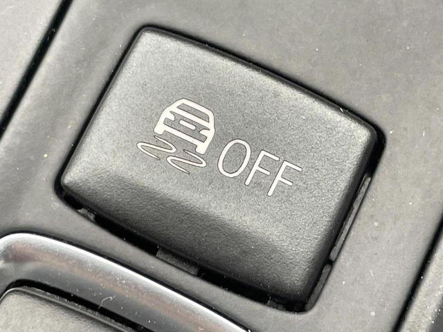 ４シリーズ ４２８ｉクーペ　ラグジュアリー　黒革シート　レーダークルーズ　純正ナビ　Ｂｌｕｅｔｏｏｔｈ　バックカメラ　クリアランスソナー　パーキングアシスト　ヘッドアップディスプレイ　前席シートヒーター　前席パワーシート　ルームミラー内蔵ＥＴＣ（45枚目）