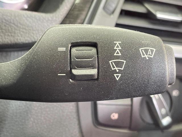 ４シリーズ ４２８ｉクーペ　ラグジュアリー　黒革シート　レーダークルーズ　純正ナビ　Ｂｌｕｅｔｏｏｔｈ　バックカメラ　クリアランスソナー　パーキングアシスト　ヘッドアップディスプレイ　前席シートヒーター　前席パワーシート　ルームミラー内蔵ＥＴＣ（50枚目）