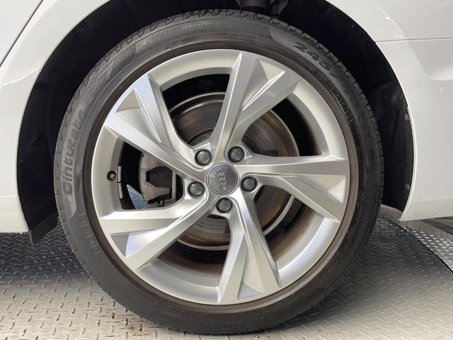 Ａ４アバント ３５ＴＦＳＩ　Ｓライン　パークアシストパッケージ　マトリクスＬＥＤヘッドライトパッケージ　シートヒーター　地デジＴＶチューナー　レーダークルーズ　ＡｐｐｌｅＣａｒＰｌａｙ　全周囲カメラ　スマートキー　ＥＴＣ車載器　禁煙車（32枚目）