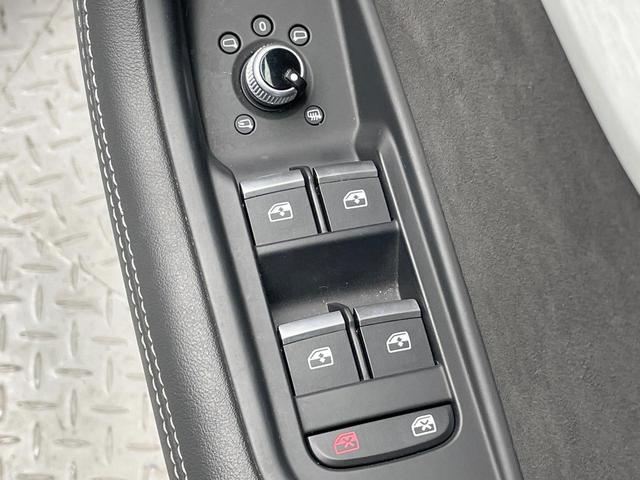 Ａ４アバント ３５ＴＦＳＩ　Ｓライン　パークアシストパッケージ　マトリクスＬＥＤヘッドライトパッケージ　シートヒーター　地デジＴＶチューナー　レーダークルーズ　ＡｐｐｌｅＣａｒＰｌａｙ　全周囲カメラ　スマートキー　ＥＴＣ車載器　禁煙車（45枚目）