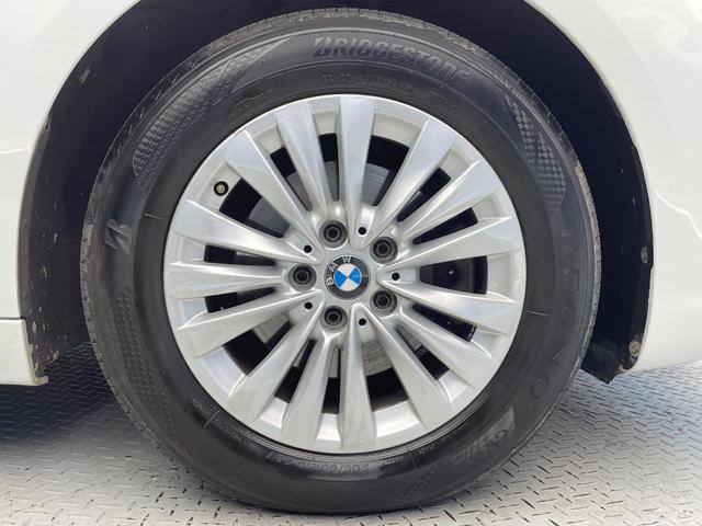 ２シリーズ ２１８ｄ　ｘＤｒｉｖｅアクティブツアラーラグジュアリ　パーキングサポートパッケージ　コンフォートパッケージ　黒革シート　純正ナビ　Ｂｌｕｅｔｏｏｔｈ　バックカメラ　クリアランスソナー　前席シートヒーター　前席パワーシート　ＥＴＣ車載器　禁煙車（28枚目）