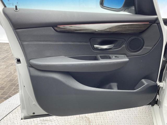 ２シリーズ ２１８ｄ　ｘＤｒｉｖｅアクティブツアラーラグジュアリ　パーキングサポートパッケージ　コンフォートパッケージ　黒革シート　純正ナビ　Ｂｌｕｅｔｏｏｔｈ　バックカメラ　クリアランスソナー　前席シートヒーター　前席パワーシート　ＥＴＣ車載器　禁煙車（32枚目）