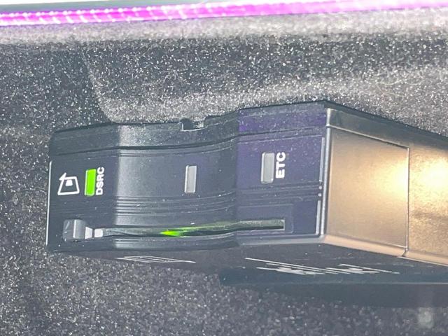 Ｅクラス Ｅ２２０ｄ　アバンギャルド　スポーツ　レザーエクスクルーシブＰＫＧ　パノラミックスライディングルーフ　レーダークルーズコントロール　３６０度カメラ　ブラインドアウポットアシスト　全席シートヒーター　前席パワーシート　純正ナビ　禁煙車（50枚目）