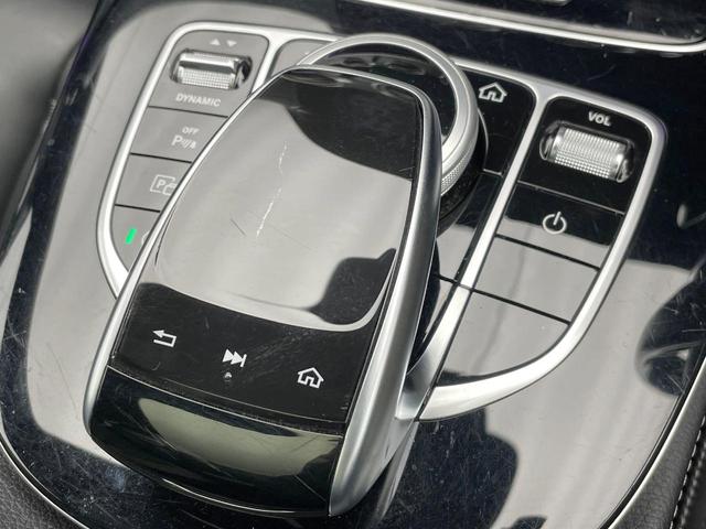 Ｅクラス Ｅ２２０ｄ　アバンギャルド　スポーツ　レザーエクスクルーシブＰＫＧ　パノラミックスライディングルーフ　レーダークルーズコントロール　３６０度カメラ　ブラインドアウポットアシスト　全席シートヒーター　前席パワーシート　純正ナビ　禁煙車（51枚目）