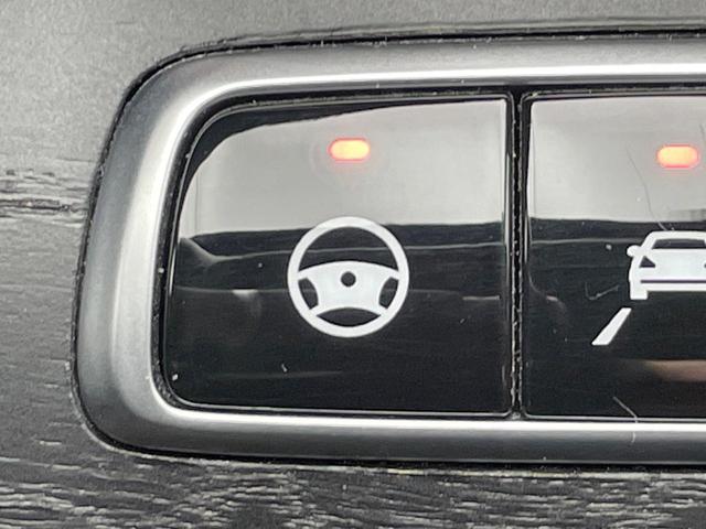 Ｅクラス Ｅ２２０ｄ　アバンギャルド　スポーツ　レザーエクスクルーシブＰＫＧ　パノラミックスライディングルーフ　レーダークルーズコントロール　３６０度カメラ　ブラインドアウポットアシスト　全席シートヒーター　前席パワーシート　純正ナビ　禁煙車（68枚目）