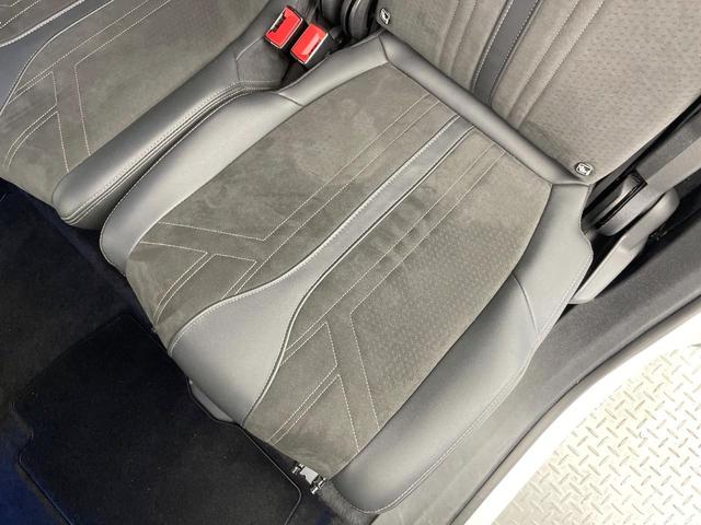 ５００８ ＧＴ　ブルーＨＤｉ　レーダークルーズコントロール　バックカメラ　サイドカメラ　アップルカープレイ　ブラインドスポットアシスト　前席シートヒーター　運転席パワーシート　ハーフレザーシート　スマートキー　ＬＥＤヘッドライト（29枚目）