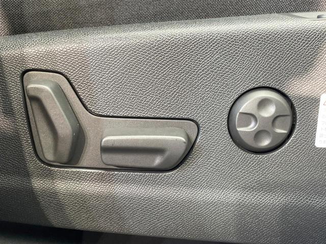 ５００８ ＧＴ　ブルーＨＤｉ　レーダークルーズコントロール　バックカメラ　サイドカメラ　アップルカープレイ　ブラインドスポットアシスト　前席シートヒーター　運転席パワーシート　ハーフレザーシート　スマートキー　ＬＥＤヘッドライト（53枚目）