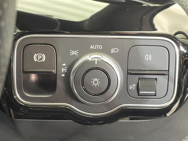 Aクラス A200d AMGライン ナビゲーションPKG ディストロニックプラス ブラインドスポットアシスト バックカメラ LEDヘッド ハイビームアシスト 前席パワーシート 前席シートヒーター パーキングアシスト ETC車載器 禁煙車(50枚目)