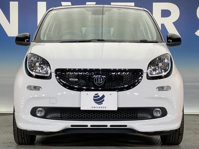 スマートフォーフォー ＢＲＡＢＵＳ　エクスクルーシブ　パノラミックガラスルーフ　バックカメラ　ＬＥＤヘッド　クルーズコントロール　フルセグＴＶ　前席シートヒーター　Ｂｌｕｅｔｏｏｔｈ　禁煙車　ＥＴＣ　純正１７インチアルミホイール　アイドリングストップ（15枚目）