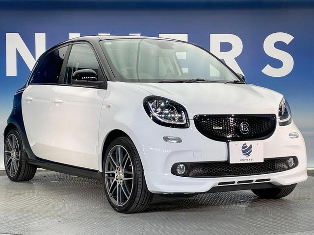 スマートフォーフォー ＢＲＡＢＵＳ　エクスクルーシブ　パノラミックガラスルーフ　バックカメラ　ＬＥＤヘッド　クルーズコントロール　フルセグＴＶ　前席シートヒーター　Ｂｌｕｅｔｏｏｔｈ　禁煙車　ＥＴＣ　純正１７インチアルミホイール　アイドリングストップ（17枚目）