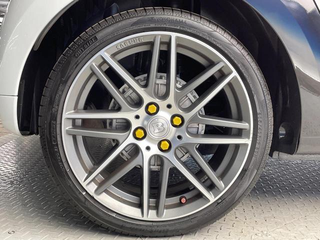 スマートフォーフォー ＢＲＡＢＵＳ　エクスクルーシブ　パノラミックガラスルーフ　バックカメラ　ＬＥＤヘッド　クルーズコントロール　フルセグＴＶ　前席シートヒーター　Ｂｌｕｅｔｏｏｔｈ　禁煙車　ＥＴＣ　純正１７インチアルミホイール　アイドリングストップ（30枚目）