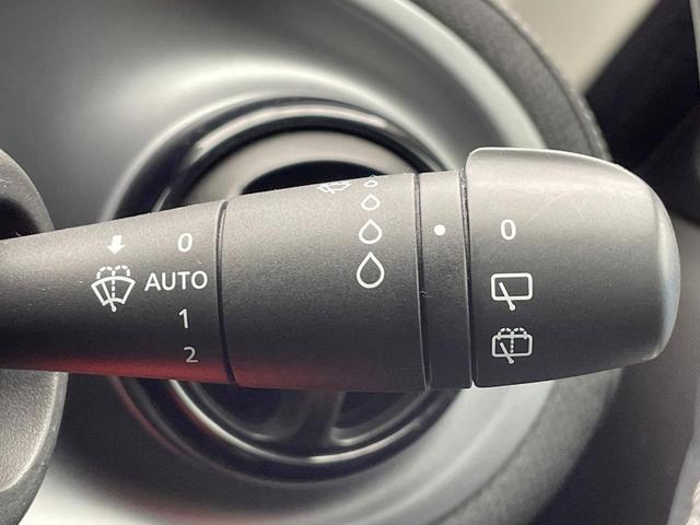 スマートフォーフォー ＢＲＡＢＵＳ　エクスクルーシブ　パノラミックガラスルーフ　バックカメラ　ＬＥＤヘッド　クルーズコントロール　フルセグＴＶ　前席シートヒーター　Ｂｌｕｅｔｏｏｔｈ　禁煙車　ＥＴＣ　純正１７インチアルミホイール　アイドリングストップ（56枚目）