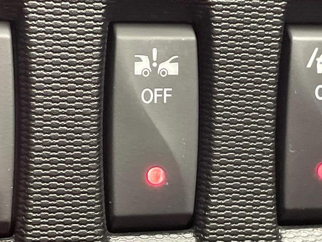 スマートフォーフォー ＢＲＡＢＵＳ　エクスクルーシブ　パノラミックガラスルーフ　バックカメラ　ＬＥＤヘッド　クルーズコントロール　フルセグＴＶ　前席シートヒーター　Ｂｌｕｅｔｏｏｔｈ　禁煙車　ＥＴＣ　純正１７インチアルミホイール　アイドリングストップ（58枚目）