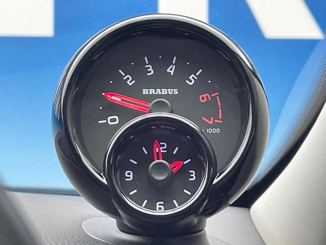 スマートフォーフォー ＢＲＡＢＵＳ　エクスクルーシブ　パノラミックガラスルーフ　バックカメラ　ＬＥＤヘッド　クルーズコントロール　フルセグＴＶ　前席シートヒーター　Ｂｌｕｅｔｏｏｔｈ　禁煙車　ＥＴＣ　純正１７インチアルミホイール　アイドリングストップ（61枚目）