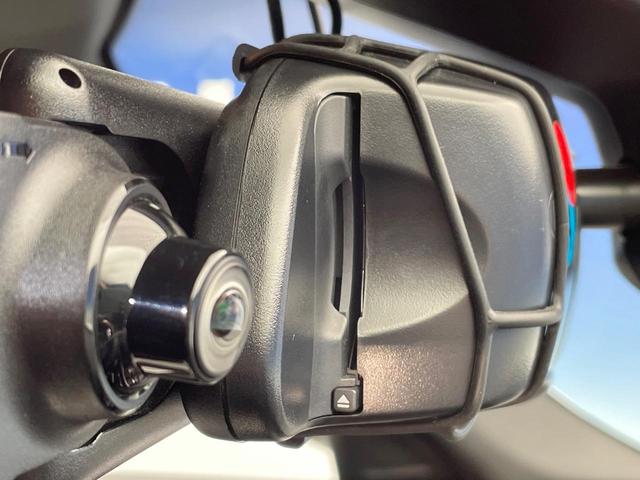 ●ＥＴＣ車載器内蔵ルームミラー：お引き渡し時には再セットアップを実施後、お渡しいたします。マイレージ登録に関してもお気軽に担当営業までお尋ねください。