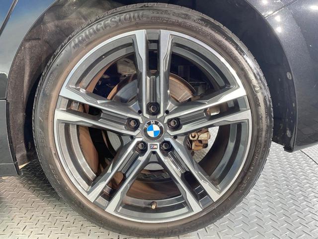 １シリーズ １１８ｄ　Ｍスポーツ　プラスパッケージ　ｉＤｒｉｖｅナビゲーションパッケージ　赤革シート　レーダークルーズ　純正ナビ　ＡｐｐｌｅＣａｒＰｌａｙ　バックカメラ　クリアランスソナー　コンフォートアクセス　ＥＴＣ車載器　禁煙車（31枚目）