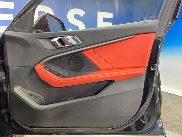 １シリーズ １１８ｄ　Ｍスポーツ　プラスパッケージ　ｉＤｒｉｖｅナビゲーションパッケージ　赤革シート　レーダークルーズ　純正ナビ　ＡｐｐｌｅＣａｒＰｌａｙ　バックカメラ　クリアランスソナー　コンフォートアクセス　ＥＴＣ車載器　禁煙車（34枚目）