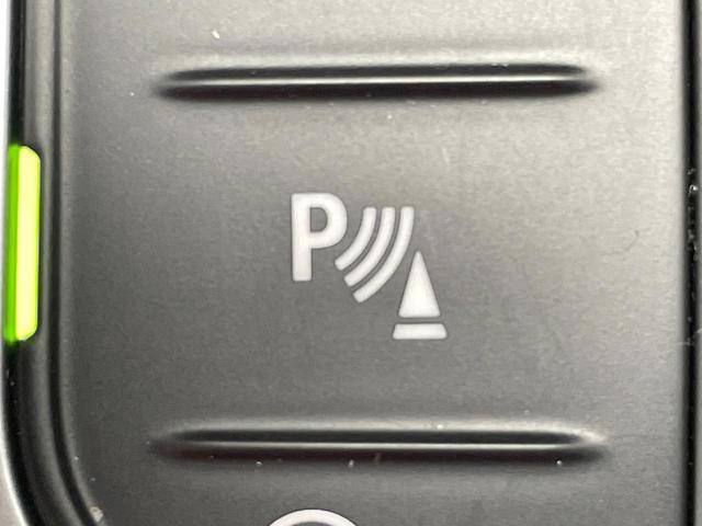 １シリーズ １１８ｄ　Ｍスポーツ　プラスパッケージ　ｉＤｒｉｖｅナビゲーションパッケージ　赤革シート　レーダークルーズ　純正ナビ　ＡｐｐｌｅＣａｒＰｌａｙ　バックカメラ　クリアランスソナー　コンフォートアクセス　ＥＴＣ車載器　禁煙車（52枚目）