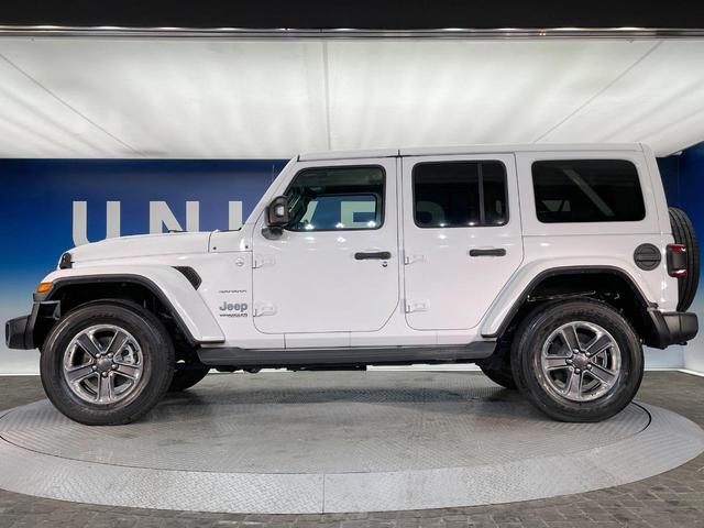 ジープ・ラングラーアンリミテッド サハラ ローンチエディション アップルカープレイ バックカメラ オートクルーズコントロール 前席シートヒーター ALPINE製スピーカー ブラインドスポットアシスト ステアリングヒーター 純正ナビ LEDヘッドライト 禁煙車(23枚目)